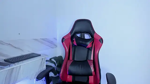  liathompsom09 online show from January 2025 12:02:02 PM