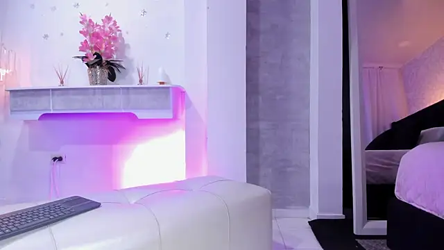  liathompsom09 online show from February 2025 08:13:02 PM