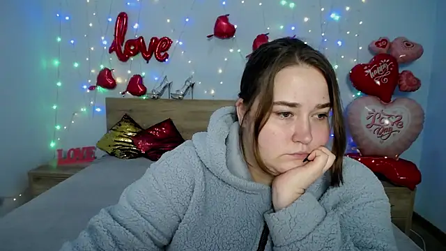 XX Daniella XX online show from February 2025 07:00:01 PM