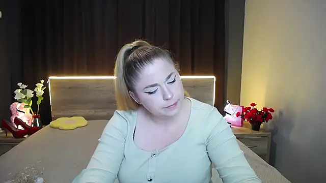 Snapshot of JessikaDaniel chatting on December 2025 07:39:01 AM JessikaDaniel online show from December 2025 07:39:01 AM