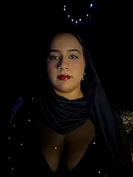 Snapshot of Maryam_yamal chatting on September 2025 09:07:02 PM Maryam yamal online show from September 2025 09:07:02 PM
