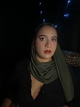 Snapshot of Maryam_yamal chatting on September 2025 09:31:02 PM Maryam yamal online show from September 2025 09:31:02 PM