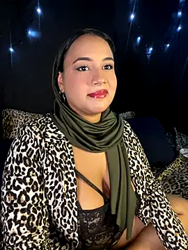 Snapshot of Maryam_yamal chatting on October 2025 08:30:02 PM Maryam yamal online show from October 2025 08:30:02 PM