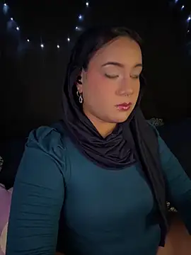 Snapshot of Maryam_yamal chatting on October 2025 09:15:01 PM Maryam yamal online show from October 2025 09:15:01 PM