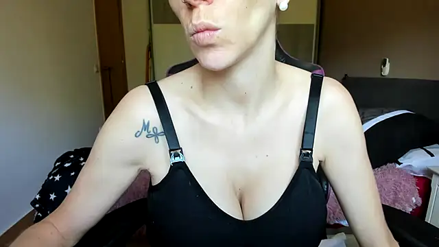 Vampirosa online show from May 2026 08:12:02 AM
