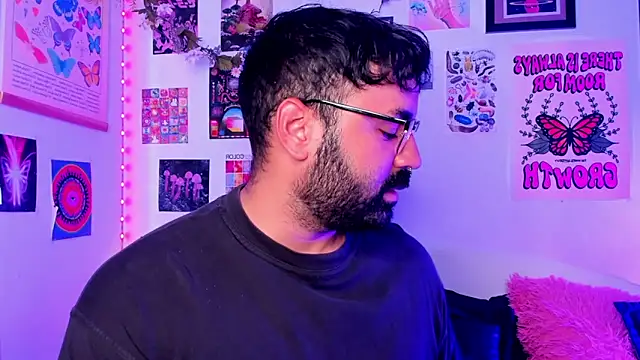 johnnyalx online show from April 2026 08:02:01 PM