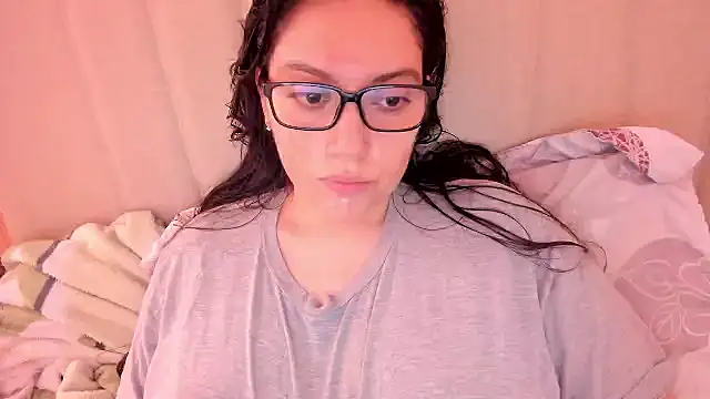 roniewester online show from April 2026 06:43:01 PM