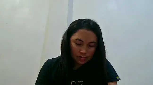 Snapshot of LalaiAsian chatting on December 2024 04:42:01 PM LalaiAsian online show from December 2024 04:42:01 PM