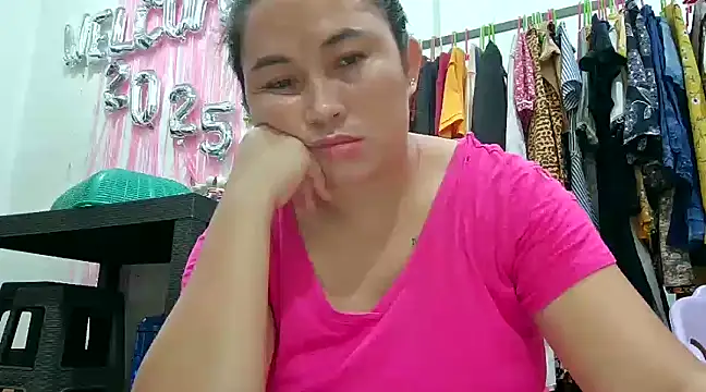Snapshot of LalaiAsian chatting on January 2025 07:17:02 PM LalaiAsian online show from January 2025 07:17:02 PM