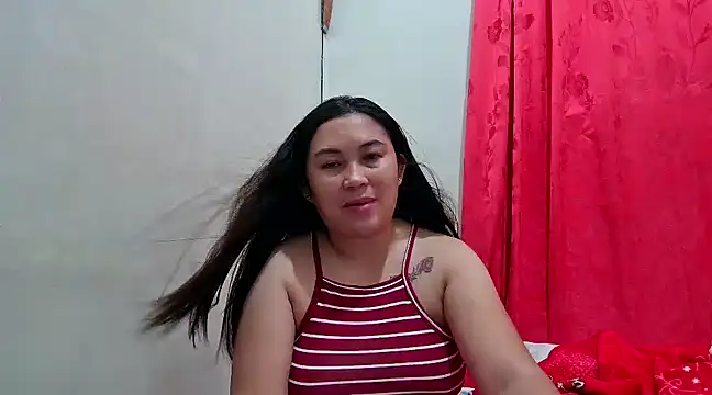 Snapshot of LalaiAsian chatting on February 2025 02:42:02 AM LalaiAsian online show from February 2025 02:42:02 AM