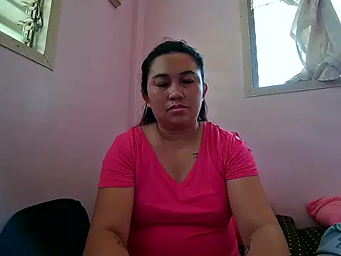 Snapshot of LalaiAsian chatting on October 2025 02:18:01 AM LalaiAsian online show from October 2025 02:18:01 AM