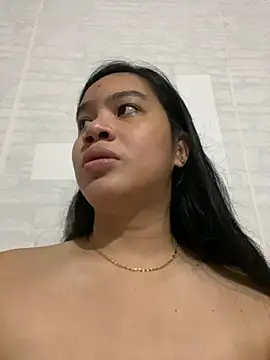 Hebefemme online show from March 2025 01:06:02 PM