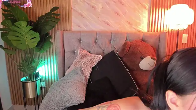 karol green  online show from April 2026 05:10:01 AM