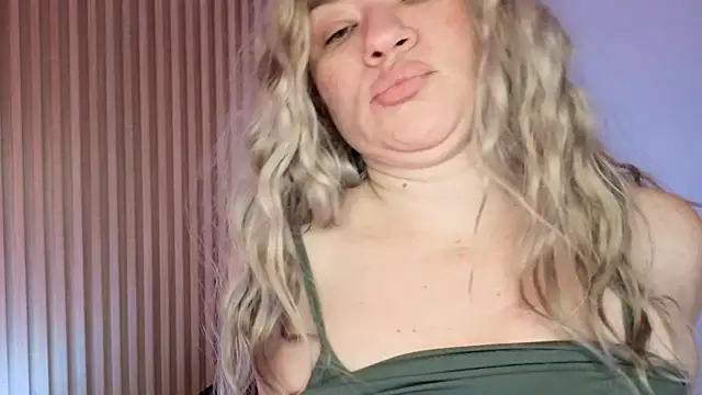 MarianL0ve online show from January 2026 10:20:01 AM