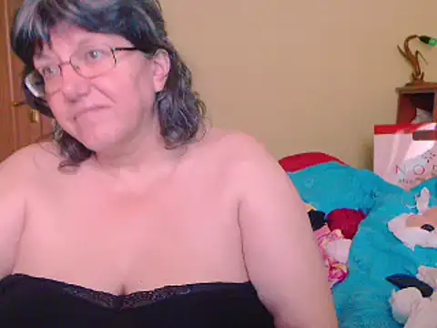 HugeTits online show from December 2024 08:13:01 AM