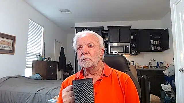 rockpoint69 online show from October 2025 02:35:02 PM