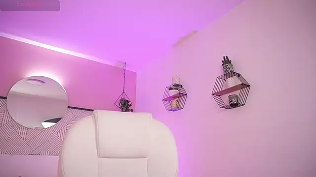 Samantha Brooke online show from March 2025 06:55:02 PM