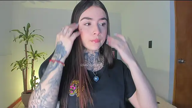 Ally Snow online show from September 2025 10:39:02 AM