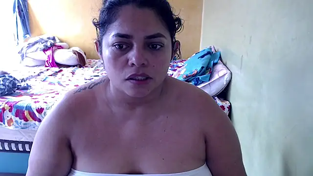 yulieth bbw online show from November 2025 02:06:02 PM