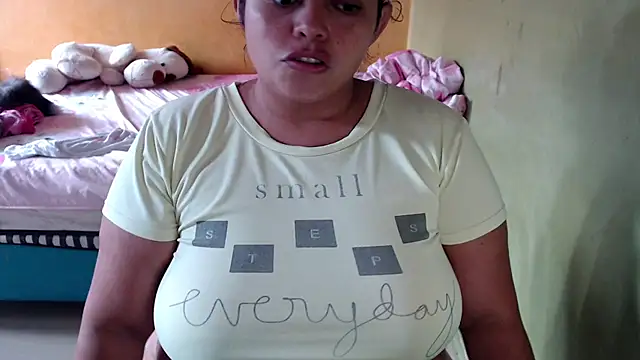 yulieth bbw online show from May 2026 11:18:02 AM