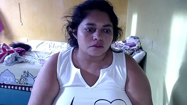Snapshot of yulieth_bbw chatting on June 2026 11:46:01 AM yulieth bbw online show from June 2026 11:46:01 AM