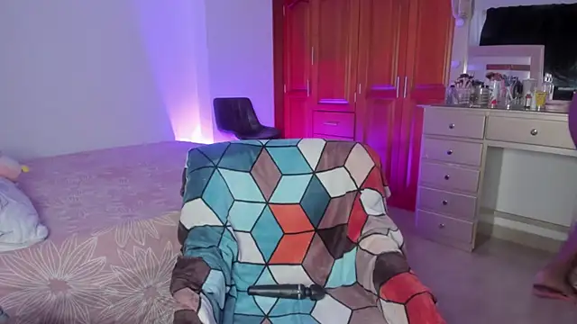 Snapshot of emma_rules99 chatting on September 2025 05:36:02 PM emma rules99 online show from September 2025 05:36:02 PM