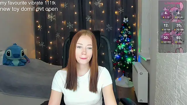Snapshot of Hot_Mia_ chatting on December 2024 03:24:02 PM Hot Mia online show from December 2024 03:24:02 PM