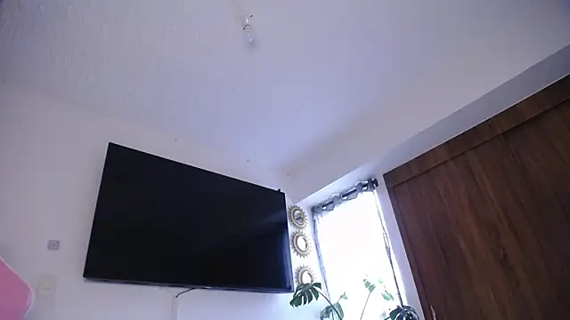 maggie kay online show from November 2025 03:34:02 PM