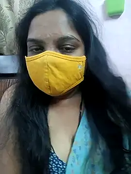 Snapshot of lovely-latha chatting on March 2025 09:31:02 AM lovely-latha online show from March 2025 09:31:02 AM