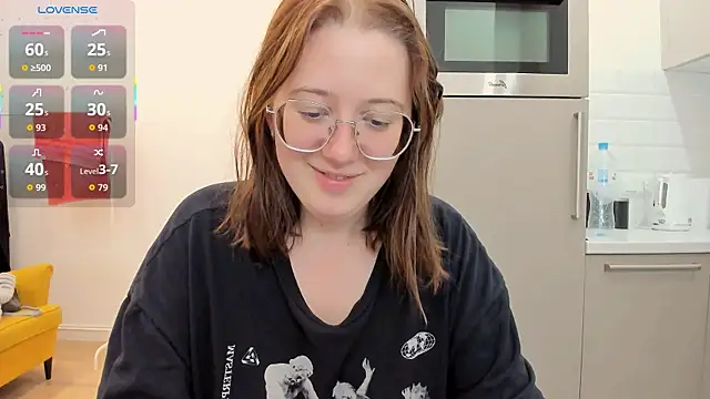 Charmy Gracy online show from July 2026 11:17:01 AM