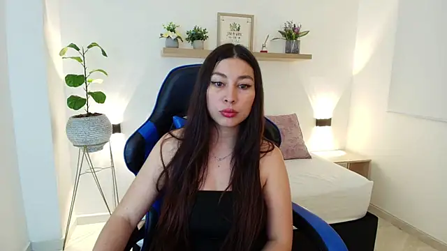 Snapshot of bella_99_ chatting on April 2026 11:25:02 AM bella 99 online show from April 2026 11:25:02 AM