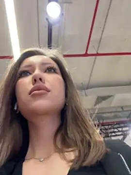 goodforKarina online show from May 2026 11:18:01 AM