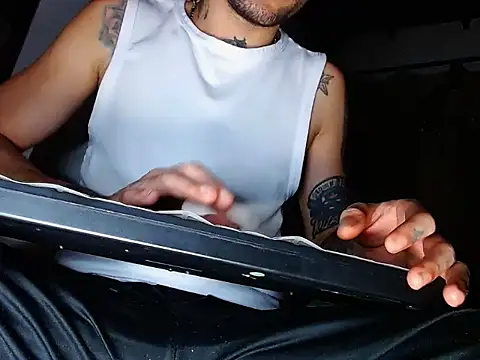 Christian Stiven1 online show from February 2025 07:07:02 AM