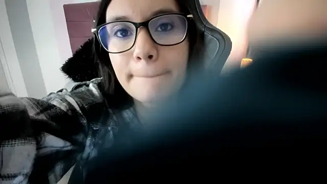 Snapshot of Wanda_sg chatting on October 2025 04:08:02 PM Wanda sg online show from October 2025 04:08:02 PM