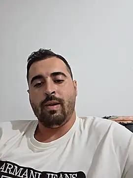 Snapshot of Antonio123499 chatting on May 2026 01:33:01 AM Antonio123499 online show from May 2026 01:33:01 AM