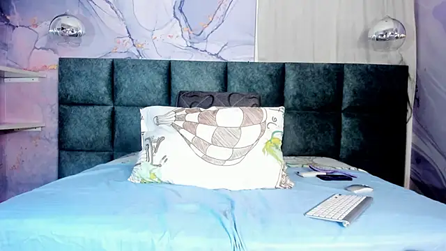 Scarleett 22 online show from April 2026 12:15:02 PM