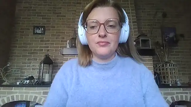 LiquidLeonie online show from July 2026 05:24:01 AM
