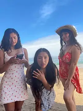 Snapshot of sexi_noemi chatting on December 2025 03:41:01 PM sexi noemi online show from December 2025 03:41:01 PM