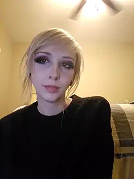 AmethystFoxx online show from December 2025 11:21:01 PM