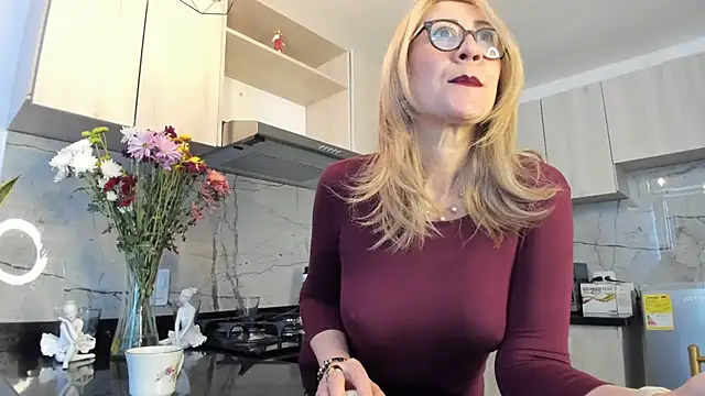 ashleymilf 1 online show from February 2025 06:26:01 PM