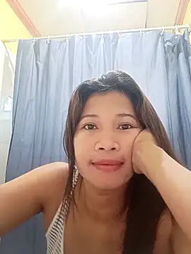 wildlavender69 online show from April 2026 09:23:01 AM