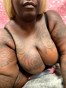 Snapshot of bbwkandi94 chatting on November 2025 04:05:01 AM bbwkandi94 online show from November 2025 04:05:01 AM