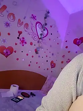 BellaBellaHot online show from October 2025 01:33:02 PM