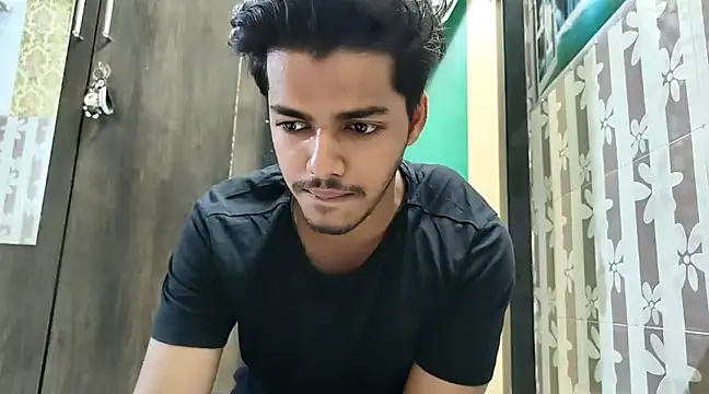 topfucker1819 online show from March 2025 06:00:02 PM