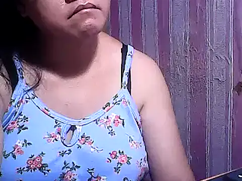 sweetsosie18 online show from February 2025 09:00:02 AM