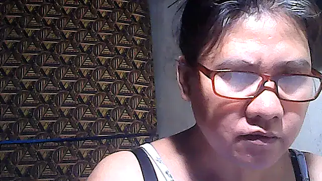 sweetsosie18 online show from April 2026 05:48:02 AM