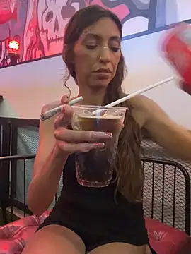 amanilouve online show from March 2025 08:14:02 PM