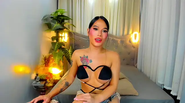 Snapshot of MistressSatisfactionOnTop chatting on March 2025 10:42:01 PM MistressSatisfactionOnTop online show from March 2025 10:42:01 PM