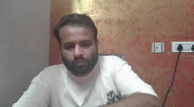 Snapshot of sura11311 chatting on February 2025 06:31:01 PM sura11311 online show from February 2025 06:31:01 PM