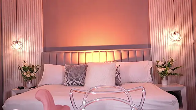 ValeryNova online show from February 2026 11:05:02 AM